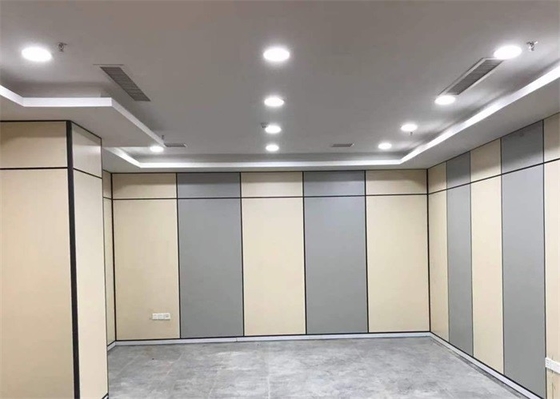 OEM ODM Office Wooden Partitions Demountable For Public Working Area