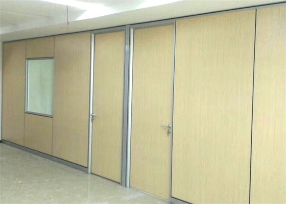 OEM ODM Office Wooden Partitions Demountable For Public Working Area